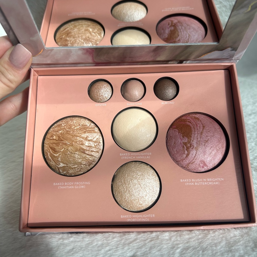 Laura Geller The Best of the Best Baked Face Palette Highlighter Blush Bronzer